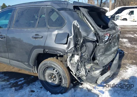 2022 Toyota Rav4 Hybrid Xle z USA, uszkodzony, nr VIN 4T3RWRFV8NU081362